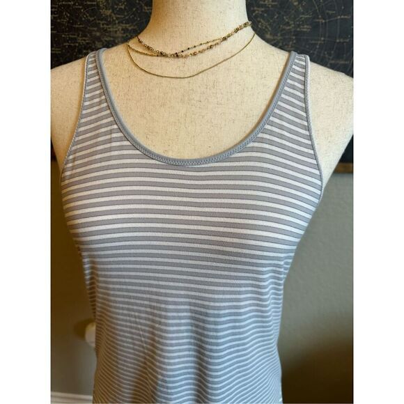 Lululemon What The Sport Striped Racerback Workout White Gray Tank Women Sz 6 - Picture 5 of 13